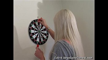 charlie and kim kardashian xxx tearry play strip darts 