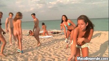 porno secs mycollegerule beach dorm blowjob 