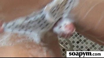 gorgous teen choda chudi hd video gives a sexy massage 22 