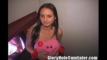 teen toni giving the perverts a best sexy videos valentine blowjob 