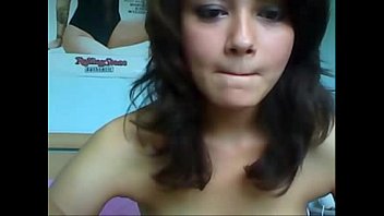 brunette gofaka cam girl with nice body - hottestnudecams.com 