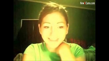 amateur webcam girl showing siyah peynir body on webcam 