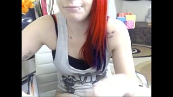 girl with red ttube8 hair rubs herself-sponsored by adulttoysx.tk 