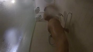 redxxx lisa masajista espiada en la ducha 